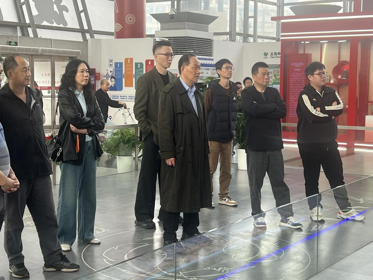 借鉴义乌经验，推动创新发展